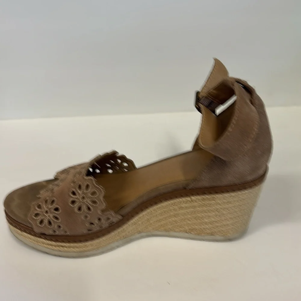 Unbranded Tan Suede Laser Cut Floral Women's Sandals
